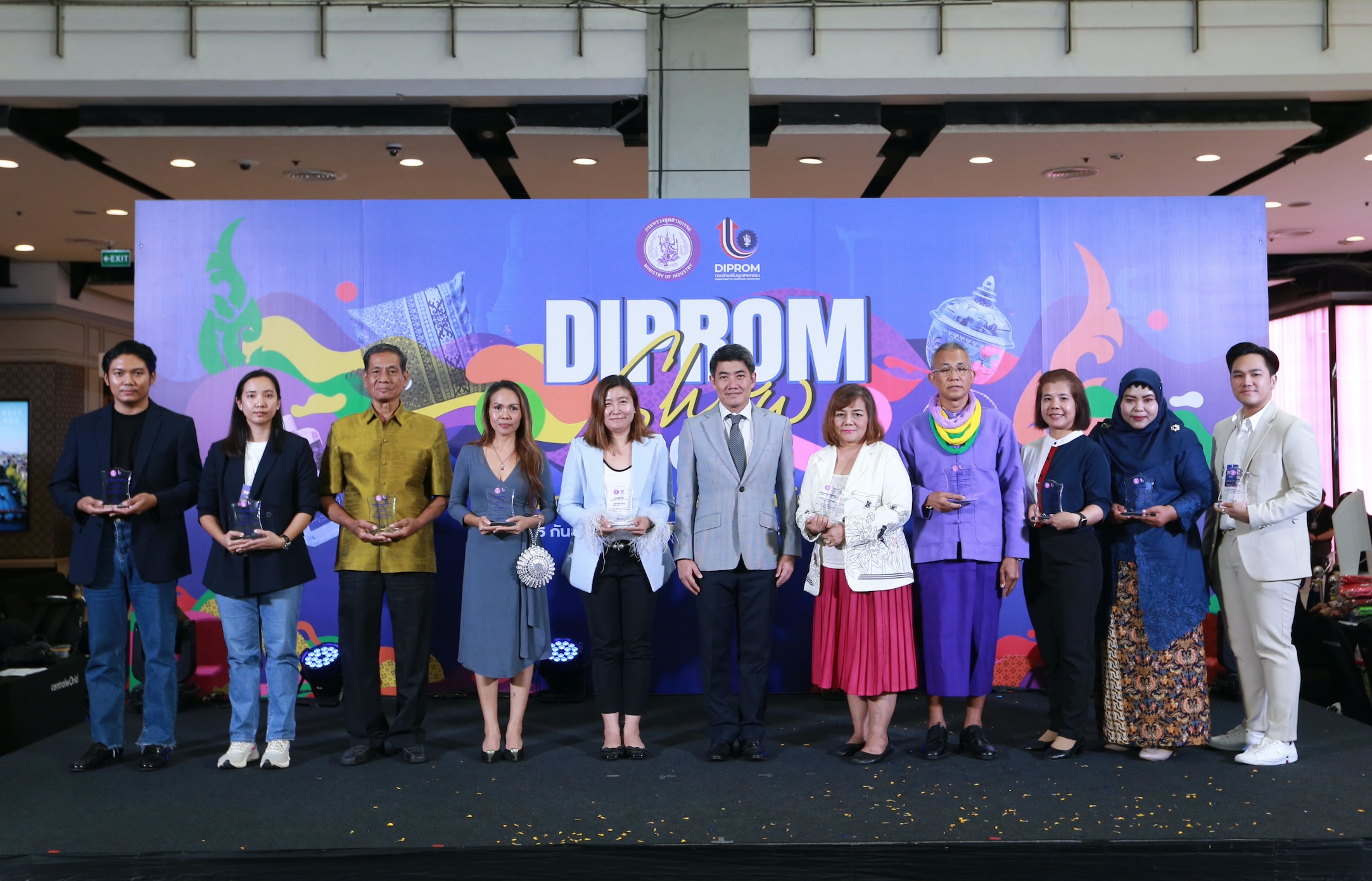 “ดีพร้อม” หนุน Soft Power จัดงานทดสอบตลาด “DIPROM SHOW 2024”เพิ่มศักยภาพเชื่อมโยงการตลาดเชิงพาณิชย์ ขยายโอกาสธุรกิจผู้ประกอบการชุมชน