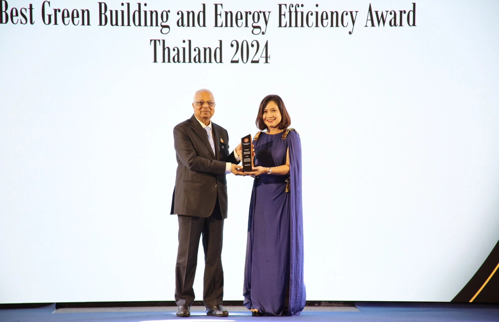 EnCo คว้ารางวัลระดับมาตรฐานสากลBest Green Building and Energy Efficiency Award Thailand 2024 จาก World Business Outlook ตอกย้ำความเป็นผู้นำอาคารสีเขียวและการจัดการพลังงานอย่างยั่งยืนของไทยมากว่า 20 ปี