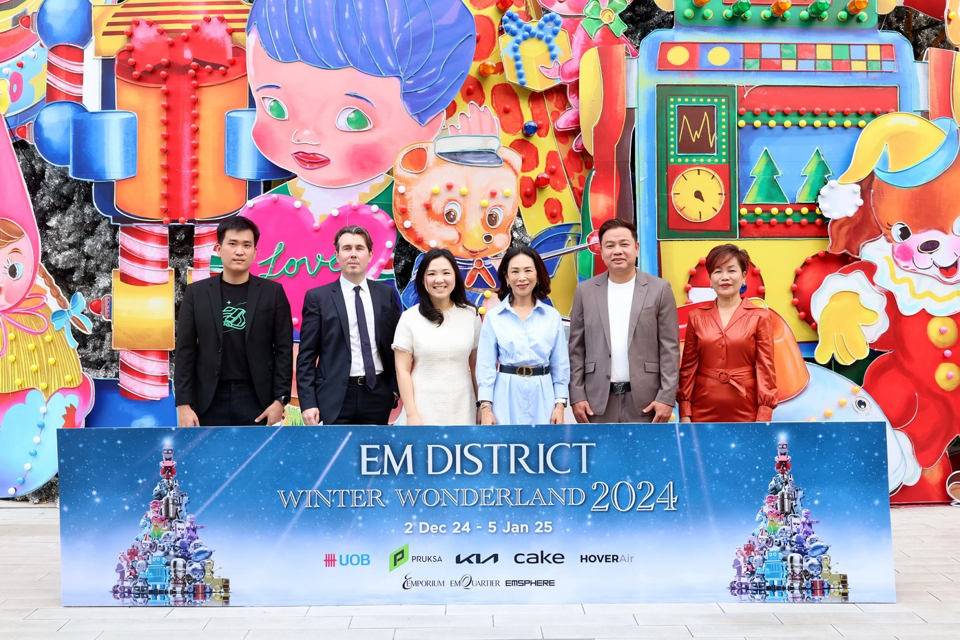 เอ็ม ดิสทริค พร้อมหนุนมาตรการรัฐฯ กระตุ้นนักช้อปส่งแคมเปญ “EM DISTRICT WINTER WONDERLAND 2024”ดึงลูกค้าชาวไทย–ต่างชาติ เข้าศูนย์ฯ ปลุกกระแสช้อป-ชิม-เที่ยว ปลายปี