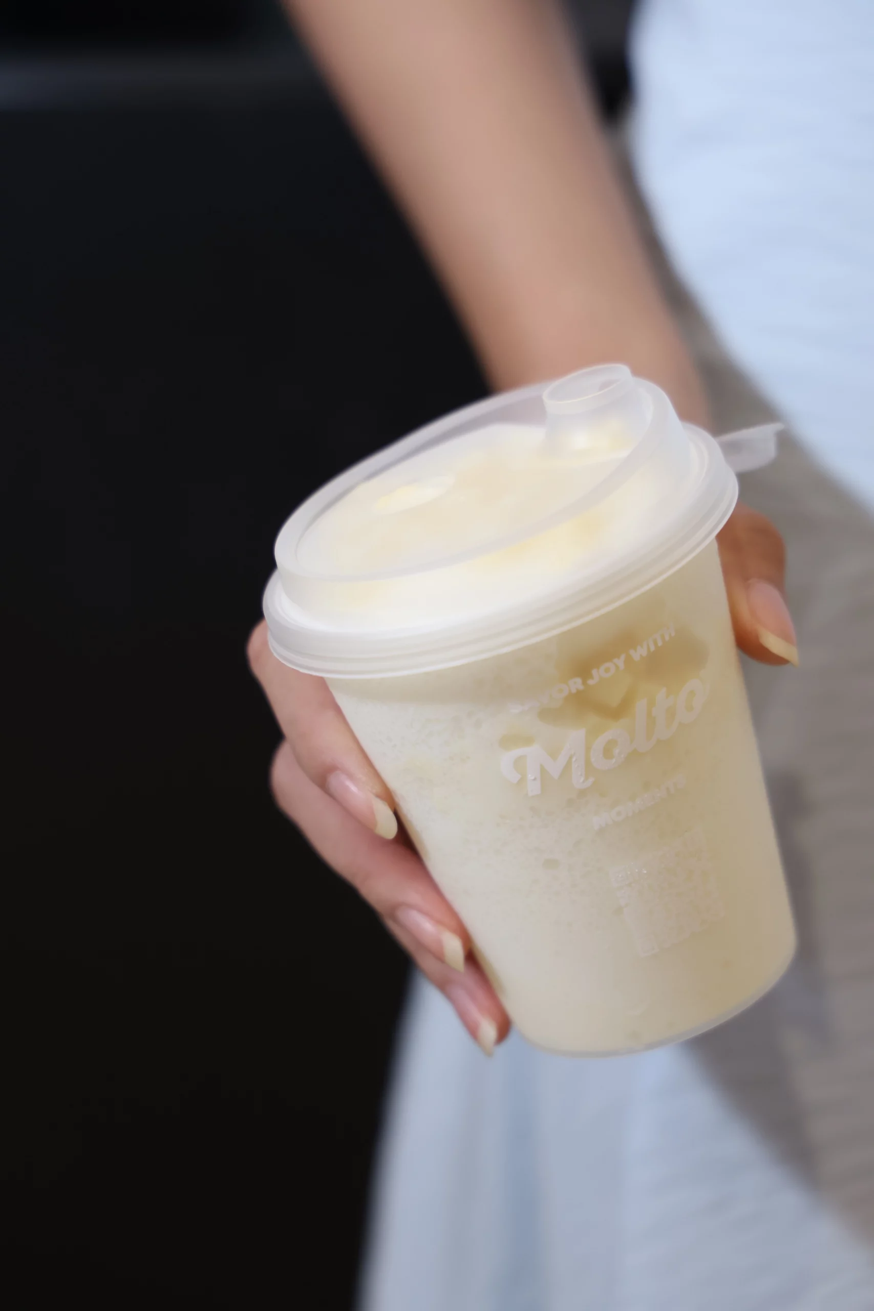 เมกาบางนา ชวนลิ้มลอง 12 เมนูอร่อย ที่ได้แรงบันดาลใจจากสีแห่งปีในแคมเปญ “MEGA CLOUD PARTY”สมาชิกเมกา สไมล์ รีวอร์ด ใช้คะแนนสะสม แลกรับฟรี!ตั้งแต่วันที่ 1 – 31 พฤษภาคม 2569 ที่ศูนย์การค้าเมกาบางนา