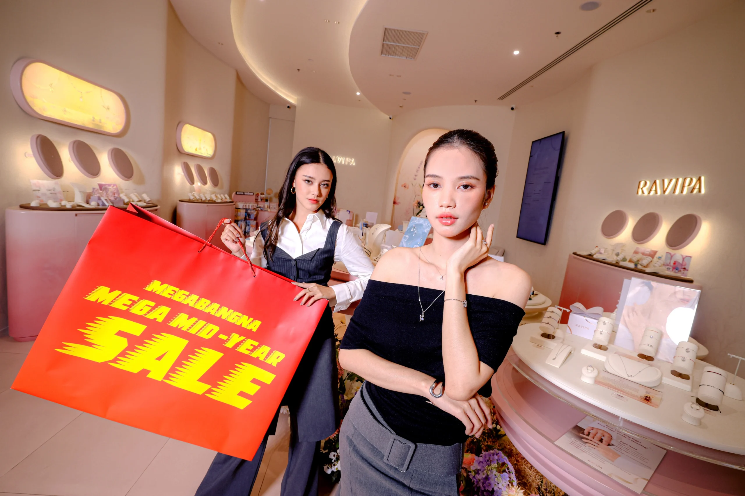 “MEGA MID-YEAR SALE” โค้งสุดท้าย คุ้มทุกการใช้จ่าย ที่เมกาบางนาทาน-ช้อป ครบ แลกรับฟรี! MEGA VOUCHER มูลค่ารวมสูงสุด 1,000 บาทวันที่ 1 – 31 ก.ค. 69